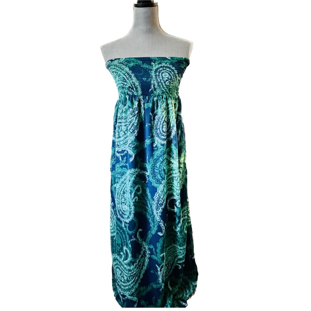Maxi Dress. Paisley Print. Old Navy